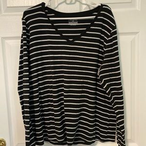 Lane Bryant long sleeved shirt